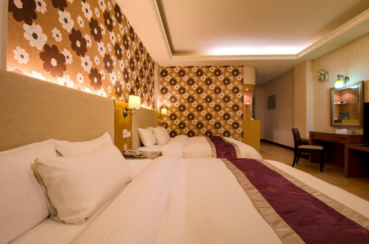 Wogo Hotel Yilan Екстер'єр фото
